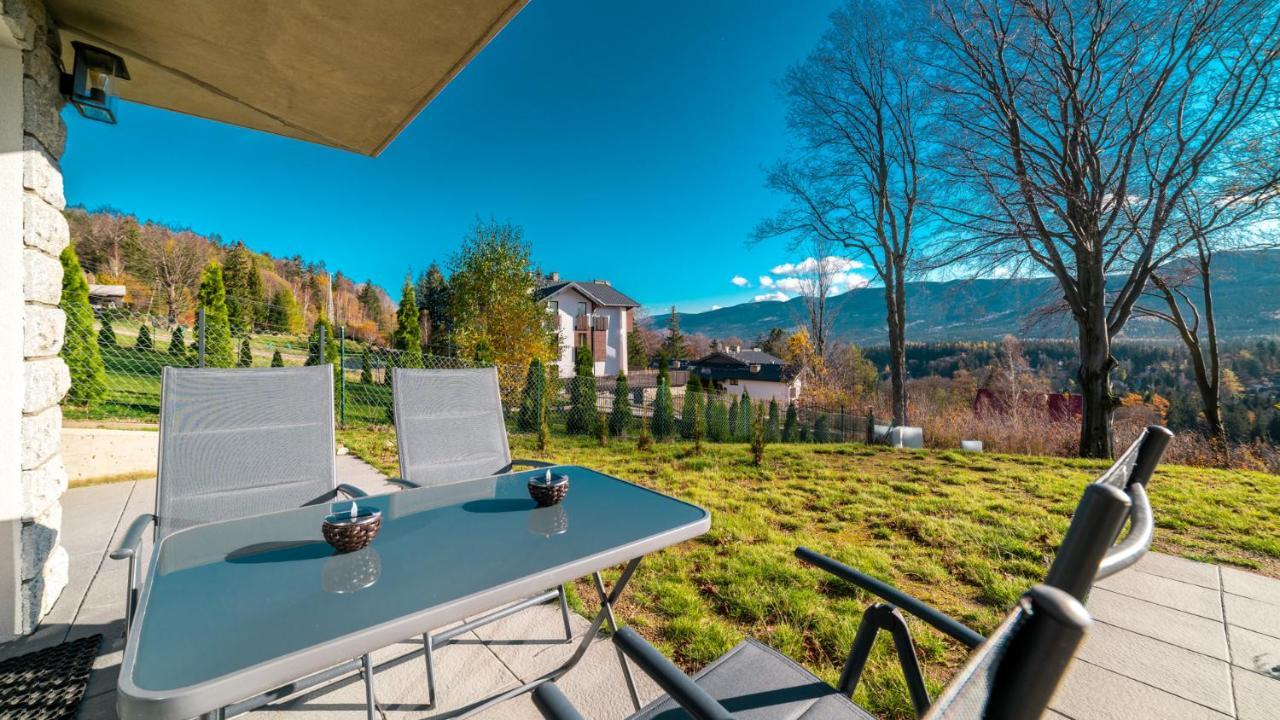 Apartamenty Everysky - Izerska 8 ชกลาร์สกา ปอเรมบา ภายนอก รูปภาพ