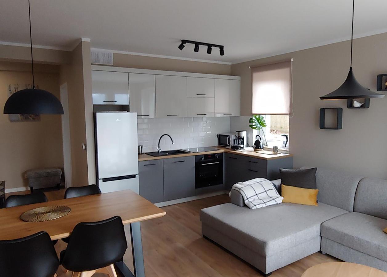 Apartamenty Everysky - Izerska 8 ชกลาร์สกา ปอเรมบา ภายนอก รูปภาพ