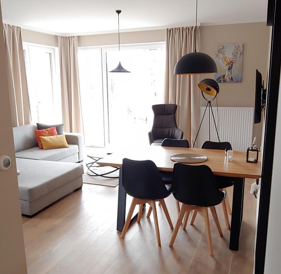 Apartamenty Everysky - Izerska 8 ชกลาร์สกา ปอเรมบา ภายนอก รูปภาพ