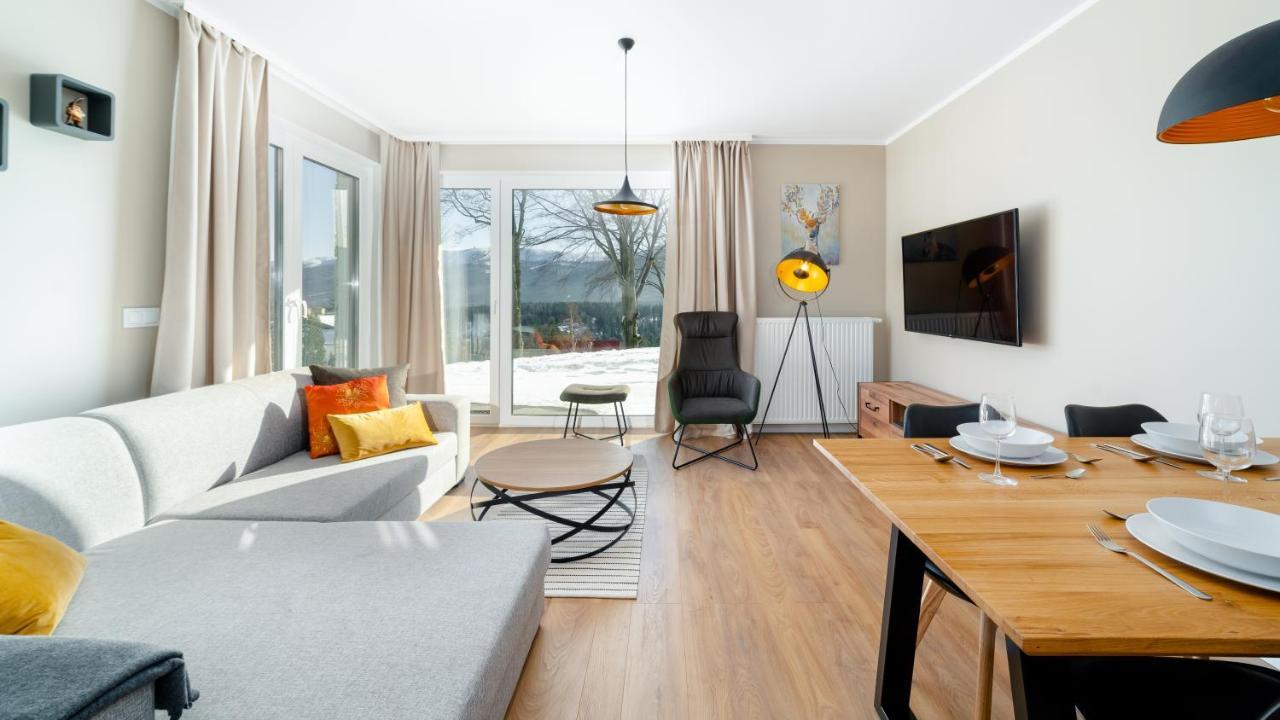 Apartamenty Everysky - Izerska 8 ชกลาร์สกา ปอเรมบา ภายนอก รูปภาพ